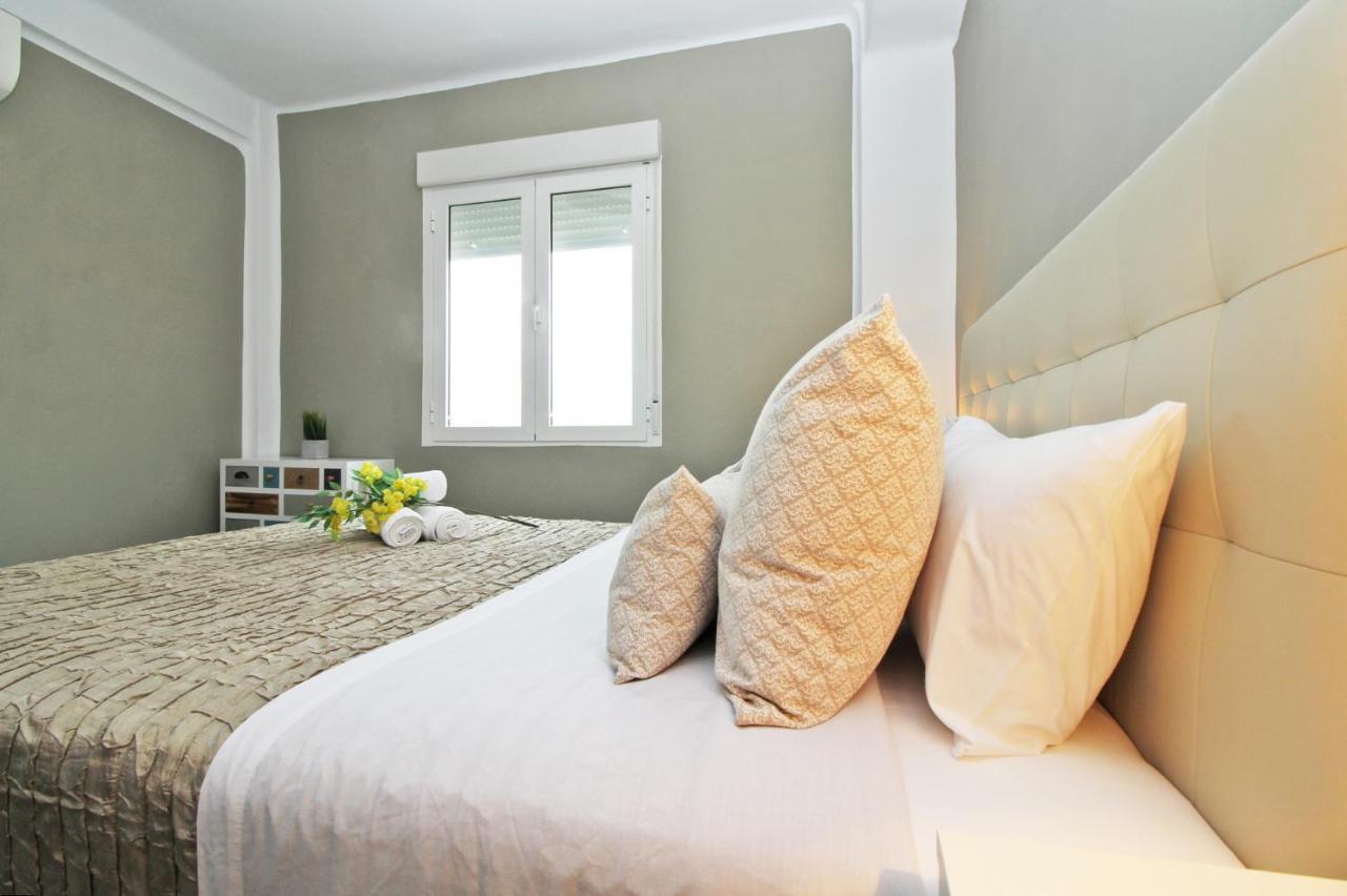 Del Parque Flats - San Millan Apartment Малага Екстериор снимка