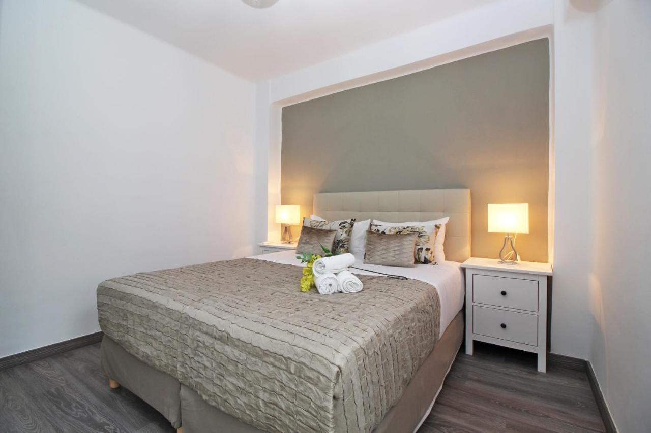 Del Parque Flats - San Millan Apartment Малага Екстериор снимка